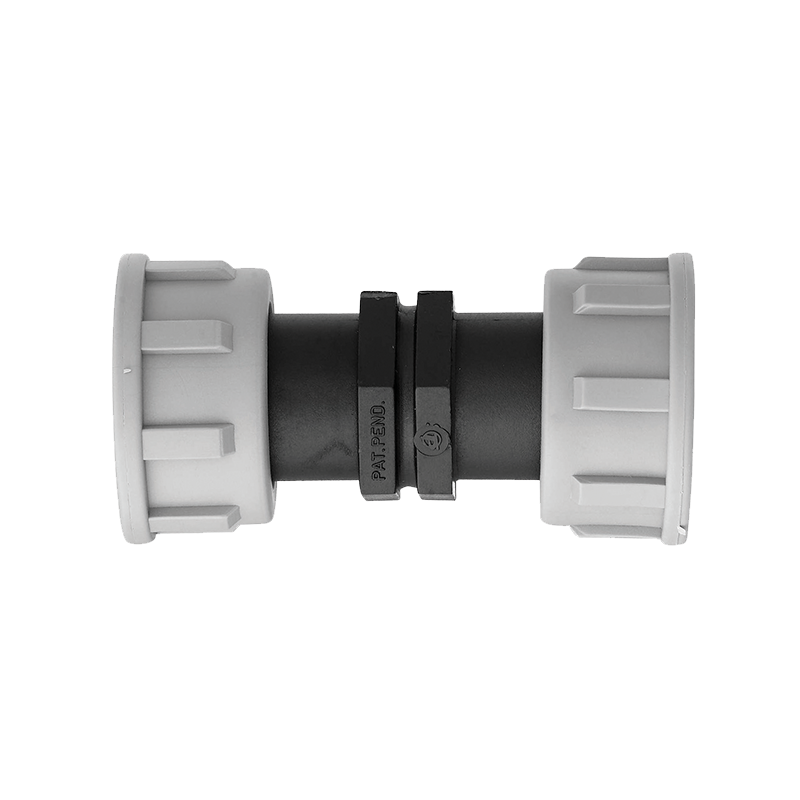 Swivel irrigation fittings for flexible pipe connections and installation