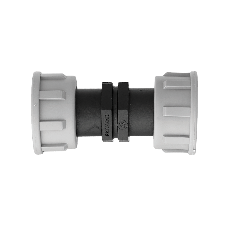 Swivel coupling fitting for irrigation and water pipe systems